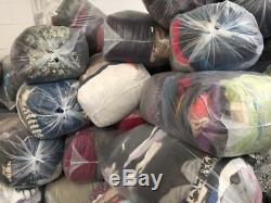 Best Grade A winter clothes in 20kg sacks, Ladies & mens jumpers, & Coats