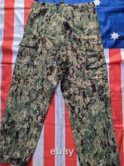 Level 6 AOR2 Gore-Tex ECWC SNWU Type III Trousers 32 Small Regular US Navy SEAL