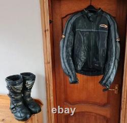 Motorcycle clothing job lot Jacket S and Boots 45