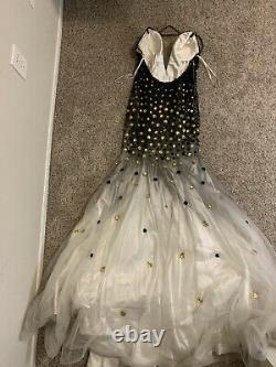 Rare MUSANI GOLD COUTURE Embellished Gown Dress Size 6 Graded White/Black